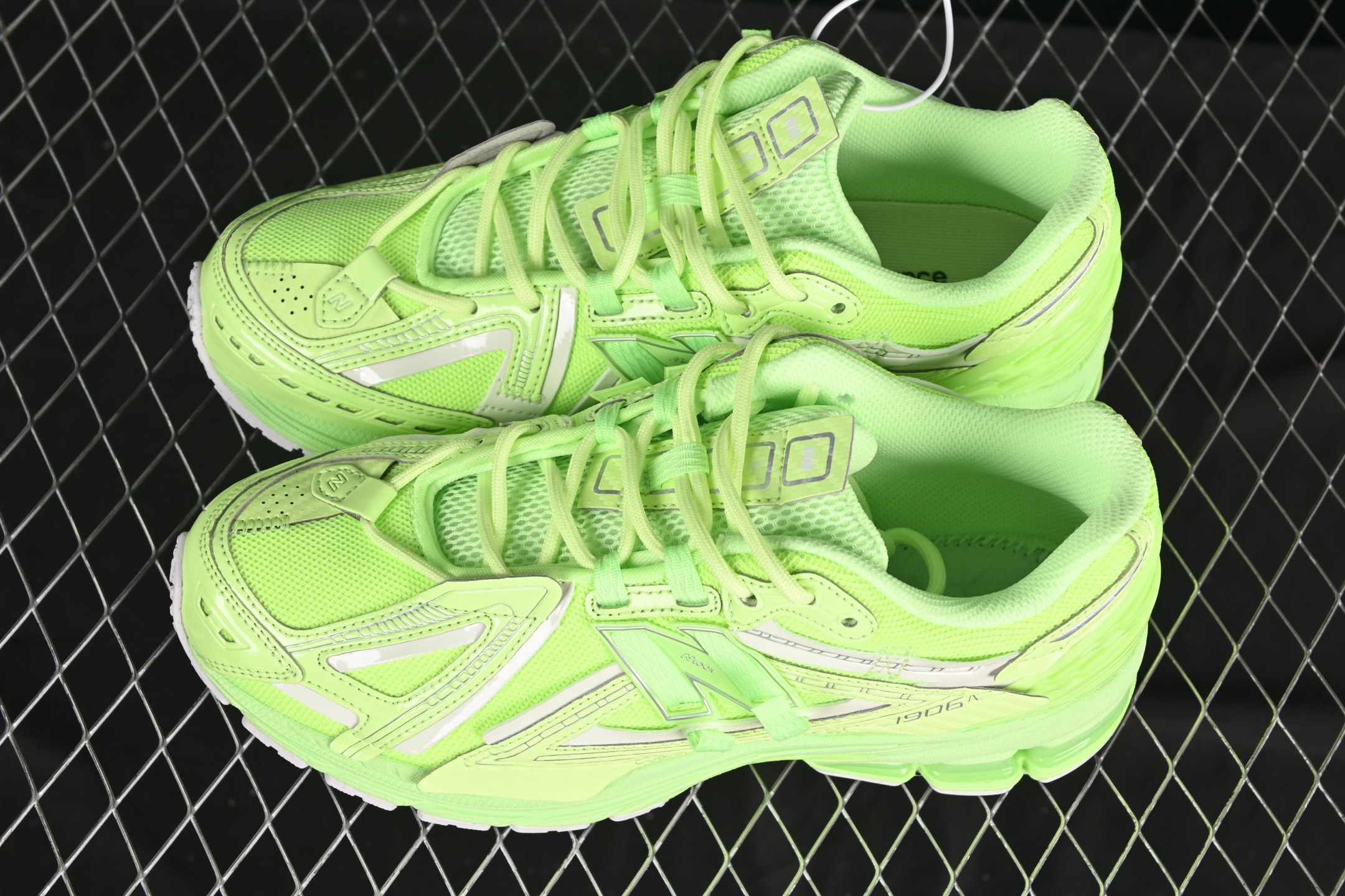 New Balance 1906A Neon Green Mint Flash U1906AF – Image 6