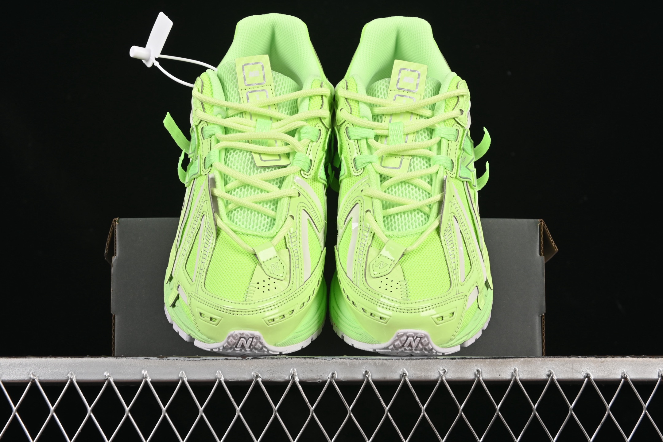 New Balance 1906A Neon Green Mint Flash U1906AF – Image 8