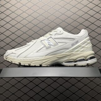 New Balance 1906R White Black M1906RWW