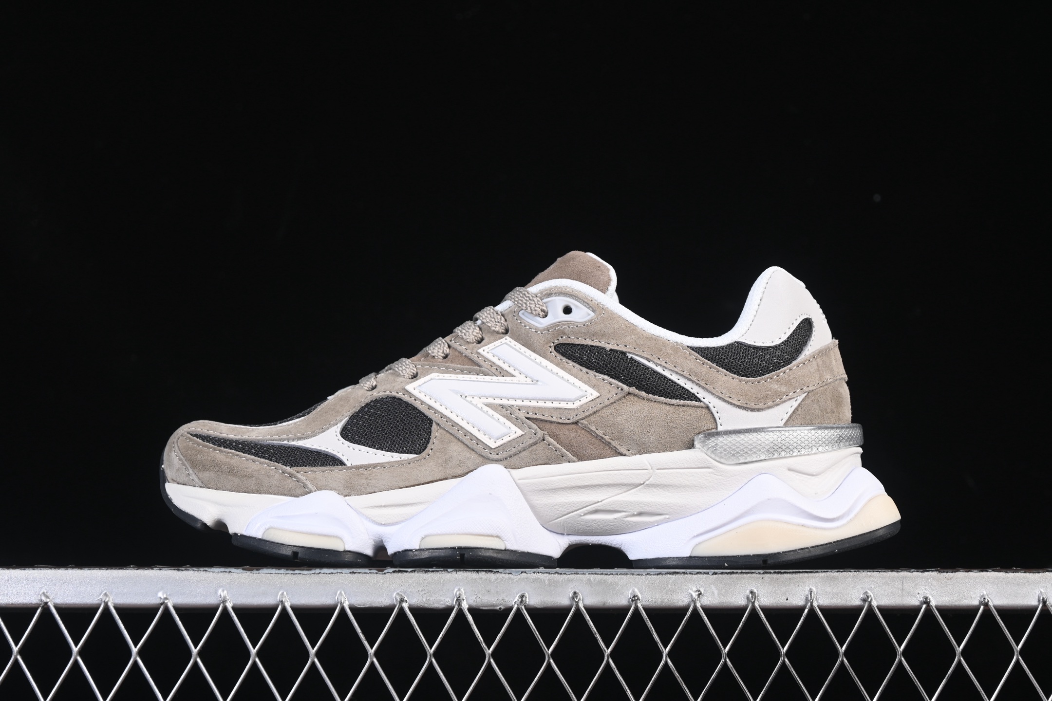 New Balance 9060 Fall Suedes Pack Arid Stone U9060CTA