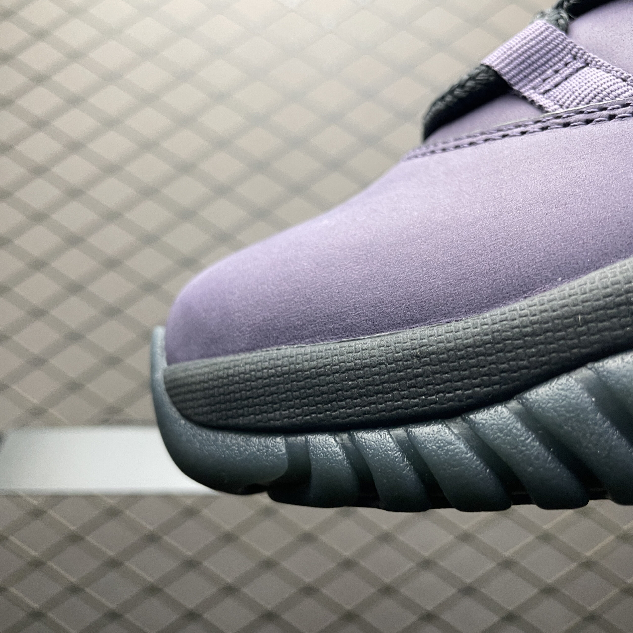 Jordan 11 Retro Mojave IO8961-553 – Image 3