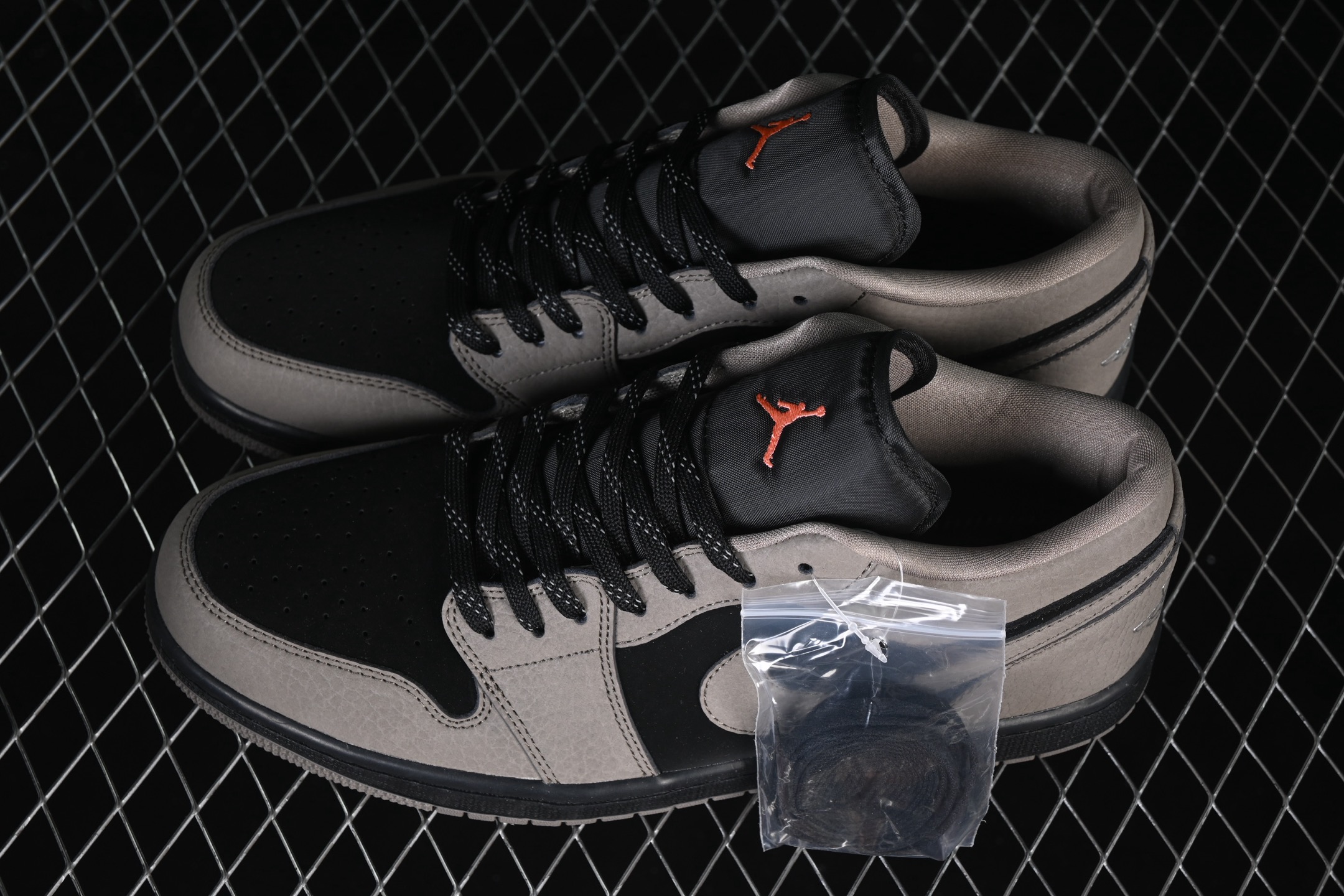 Jordan 1 Low SE Olive Grey IB7109-005 – Image 2