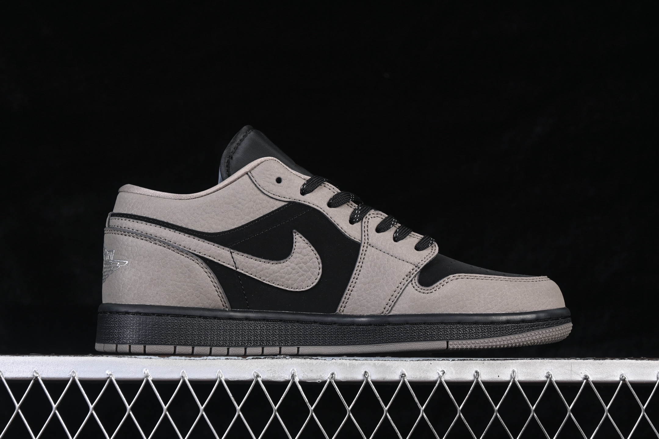 Jordan 1 Low SE Olive Grey IB7109-005 – Image 6