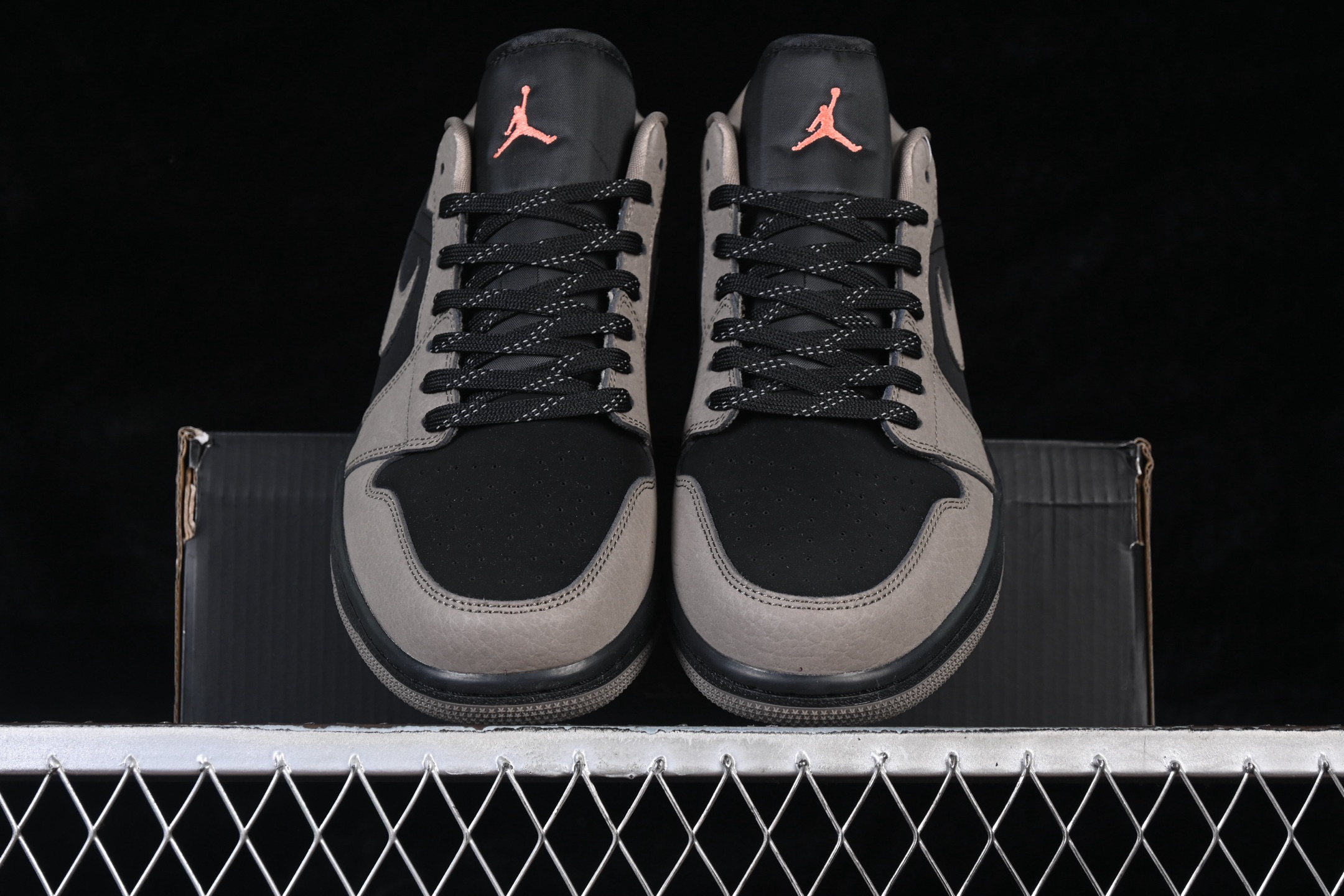 Jordan 1 Low SE Olive Grey IB7109-005 – Image 9