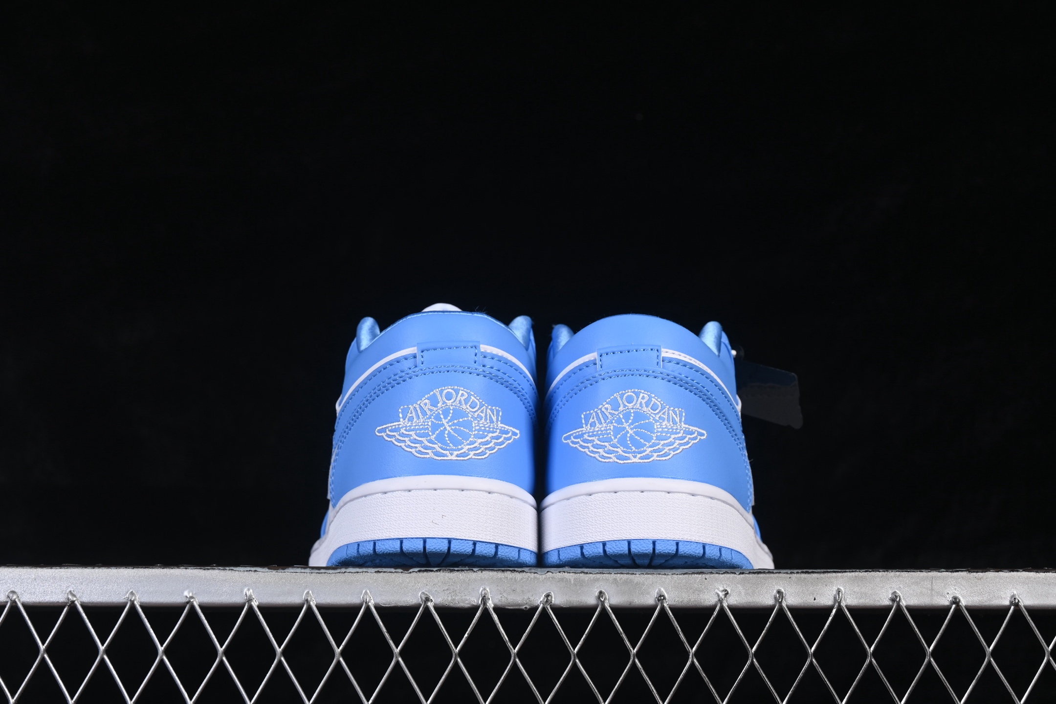 Jordan 1 Low UNC – Image 6