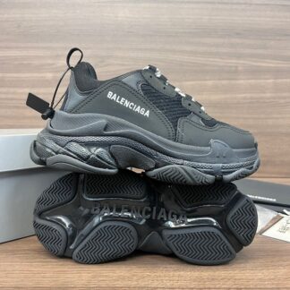 Balenciaga Triple S "Clear Sole Black" 541624W2FB11000