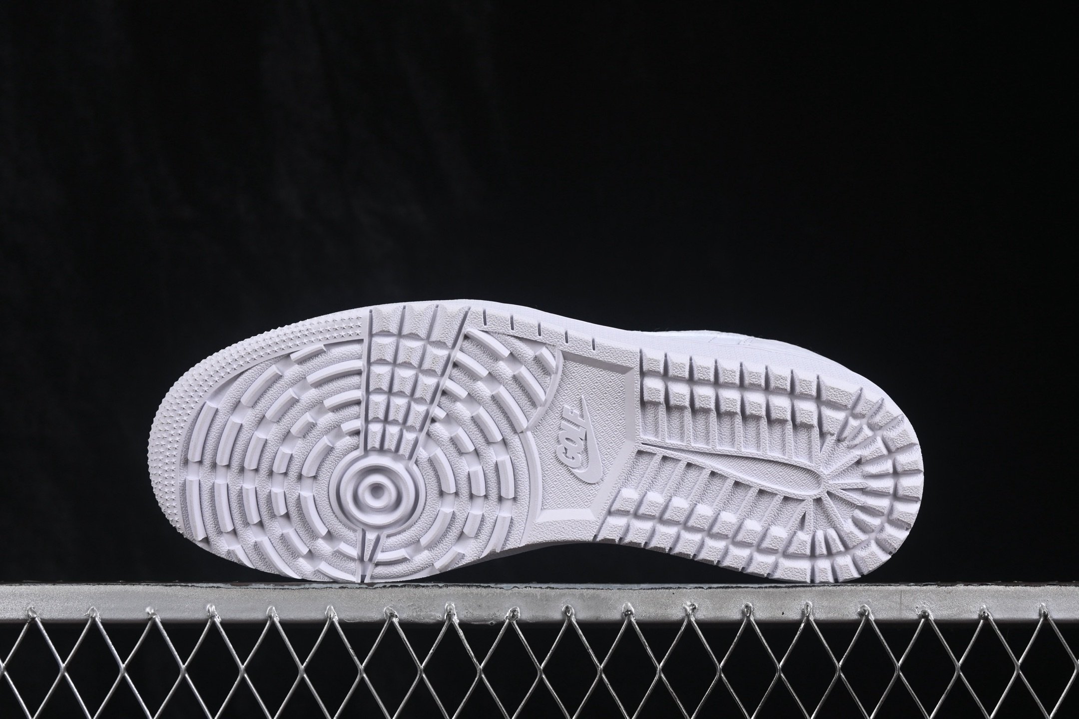 Jordan 1 Retro Low Golf White Croc DD9315-110 – Image 4