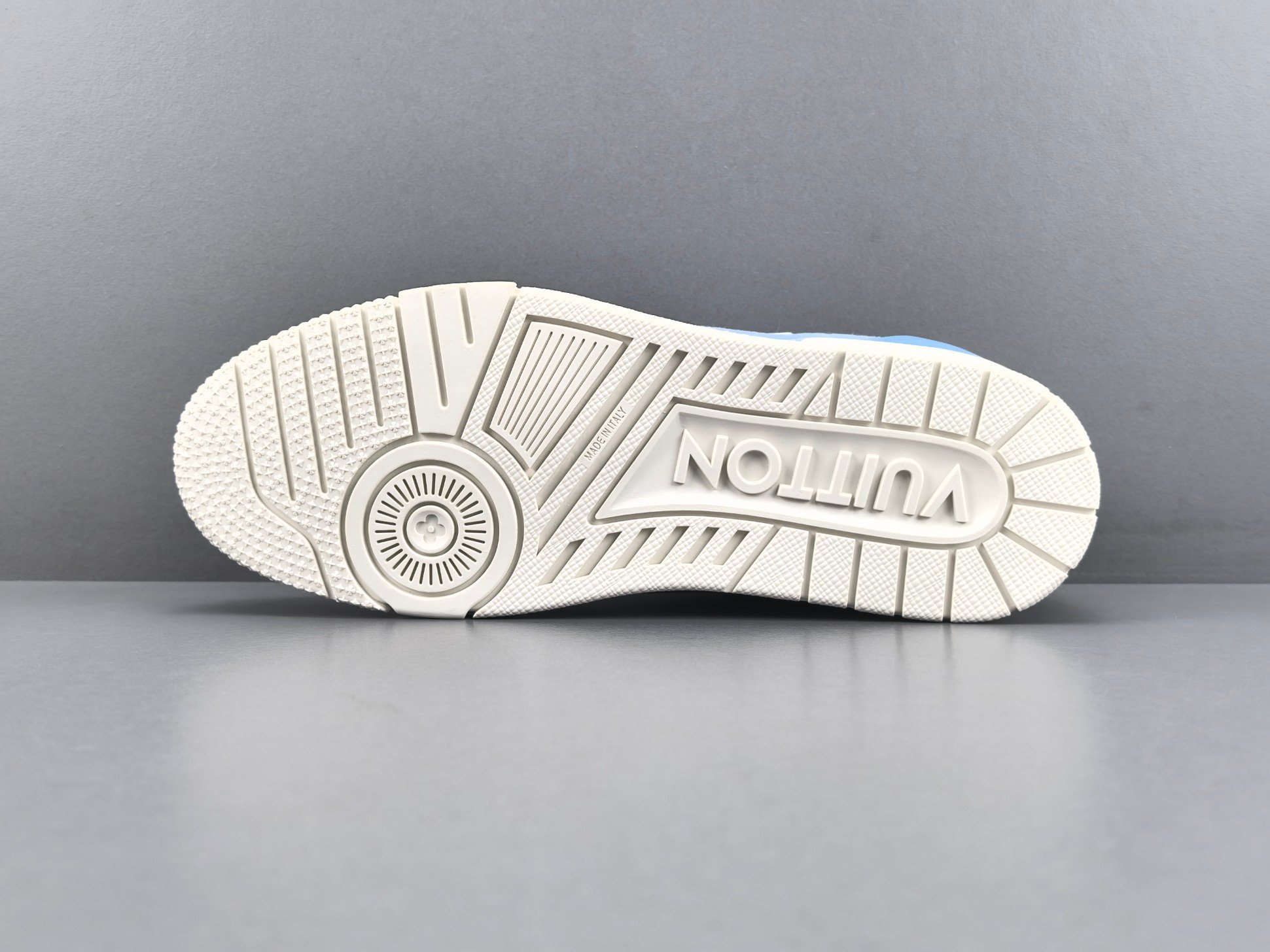 Louis Vuitton LV Trainer 1AKBBS – Image 16