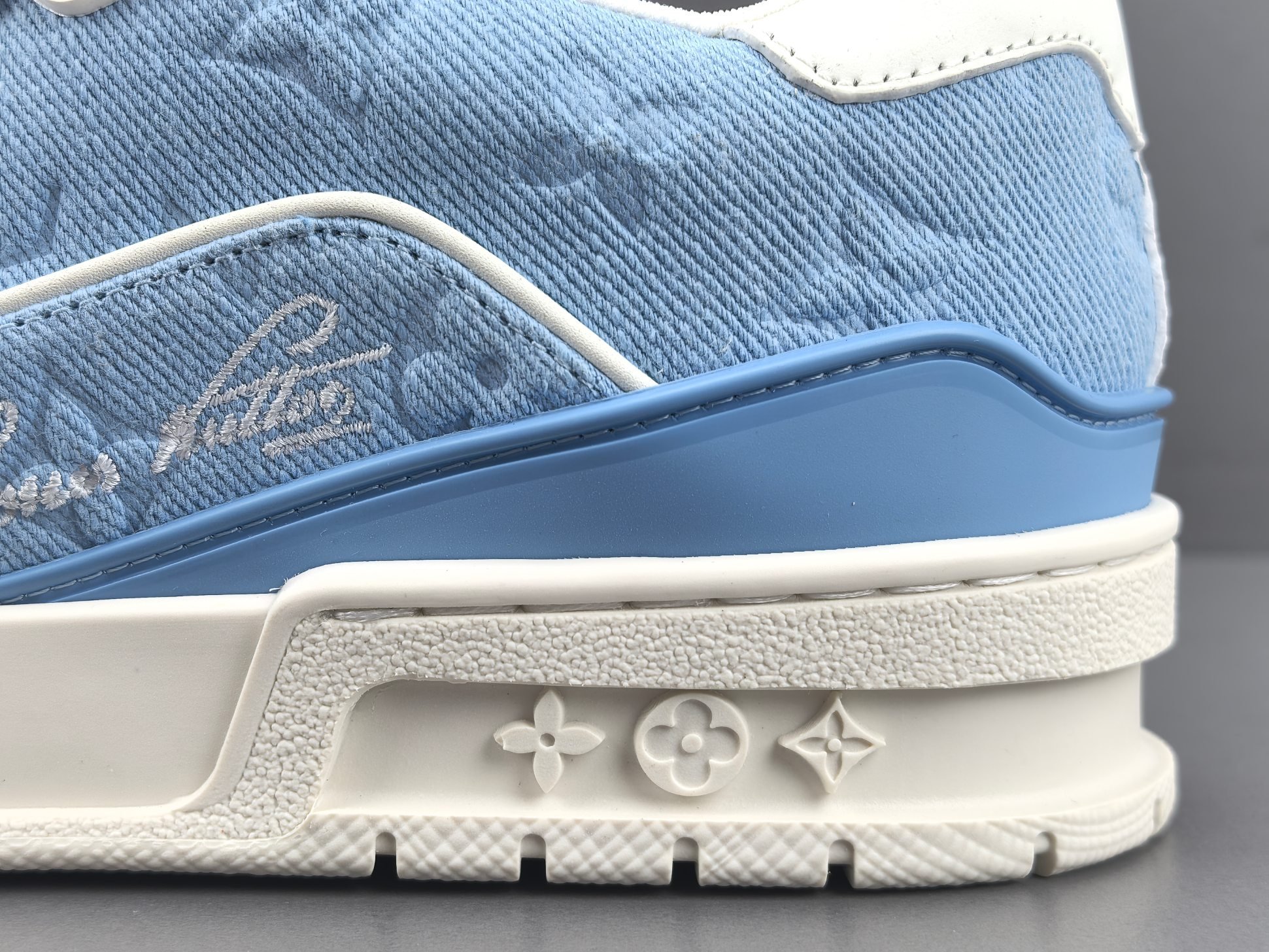 Louis Vuitton LV Trainer 1AKBBS – Image 4