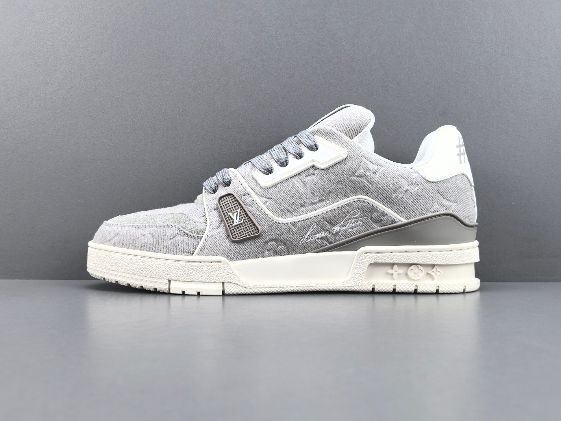 Louis Vuitton LV Trainer 1AKBCK
