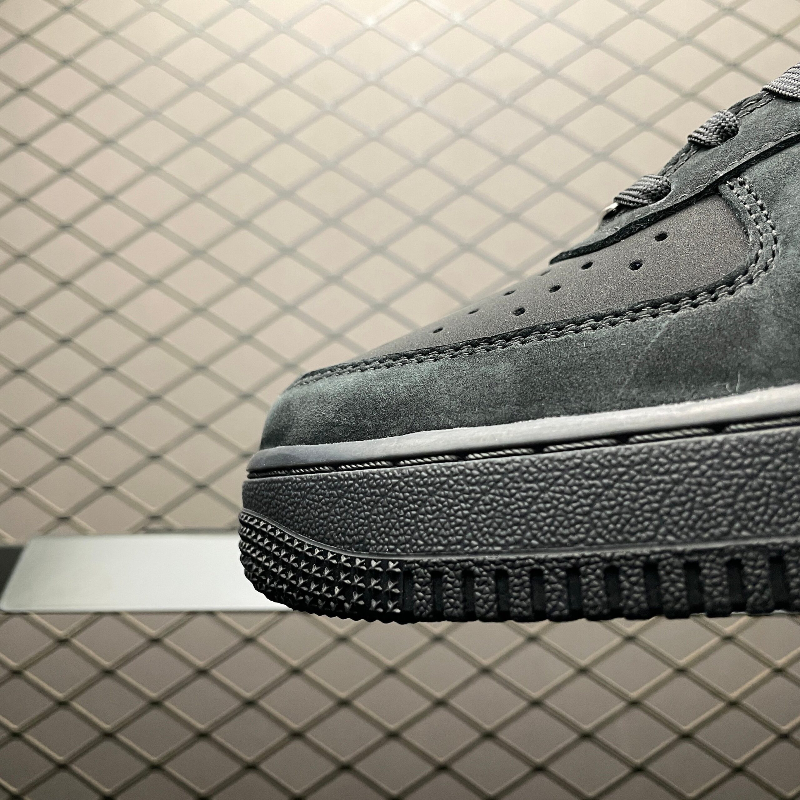 Nike Air Force 1 Low '07 LV8 Black Smoke Grey IB6842-002 – Image 7