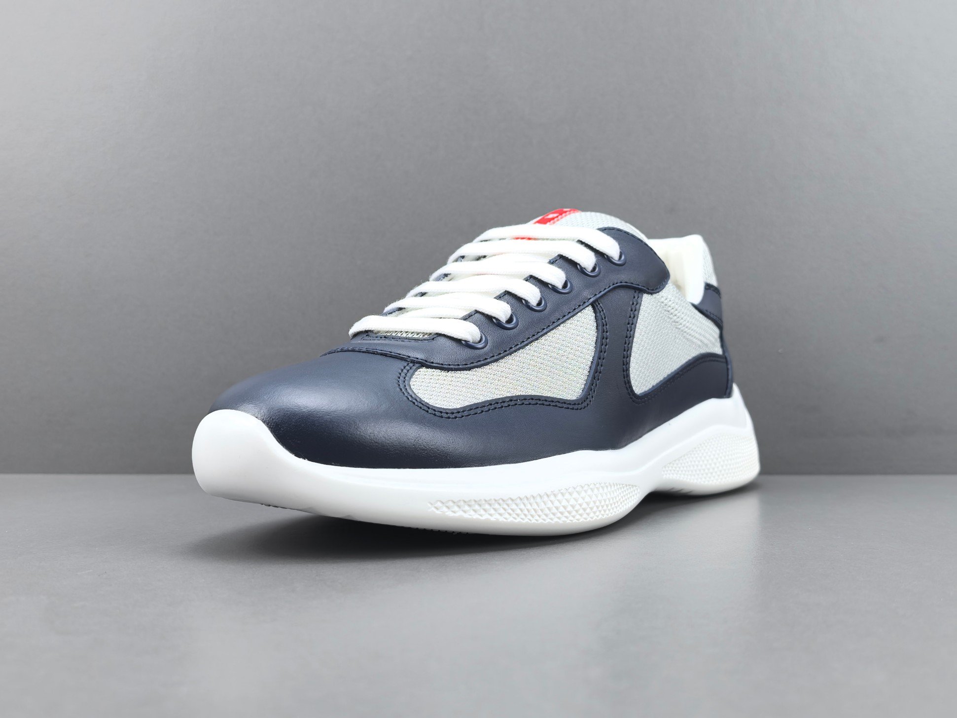 Prada America's Cup Baltic Silver 4E3400_6GW_F0W4C – Image 5