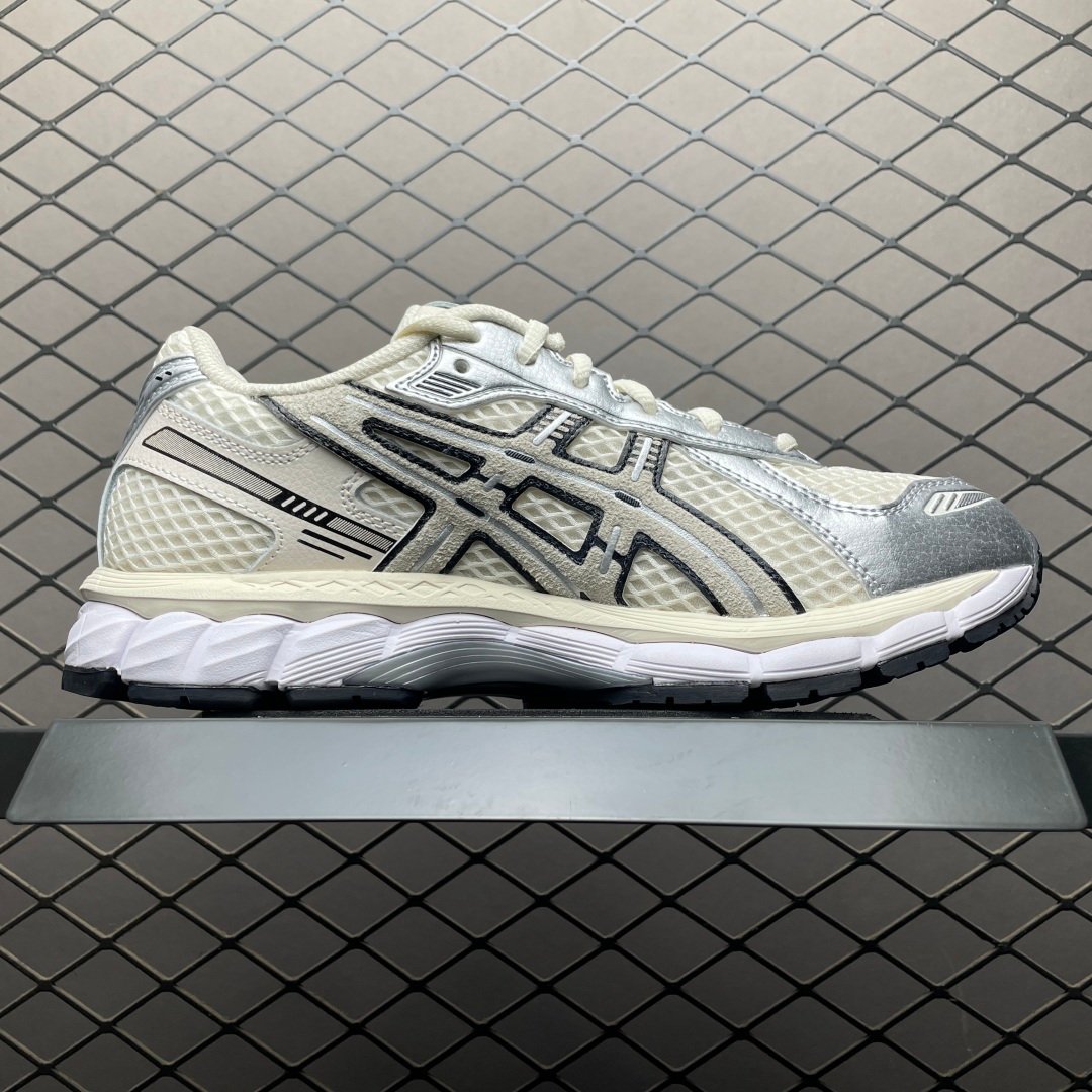 ASICS Gel-Kayano 12.1 Lapstone & Hammer The Spark 1203B103-100 – Image 4