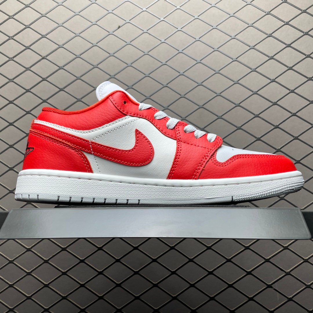 Jordan 1 Low SE Chile Red II9813-600 – Image 3