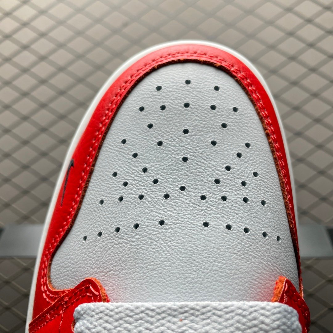 Jordan 1 Low SE Chile Red II9813-600 – Image 7