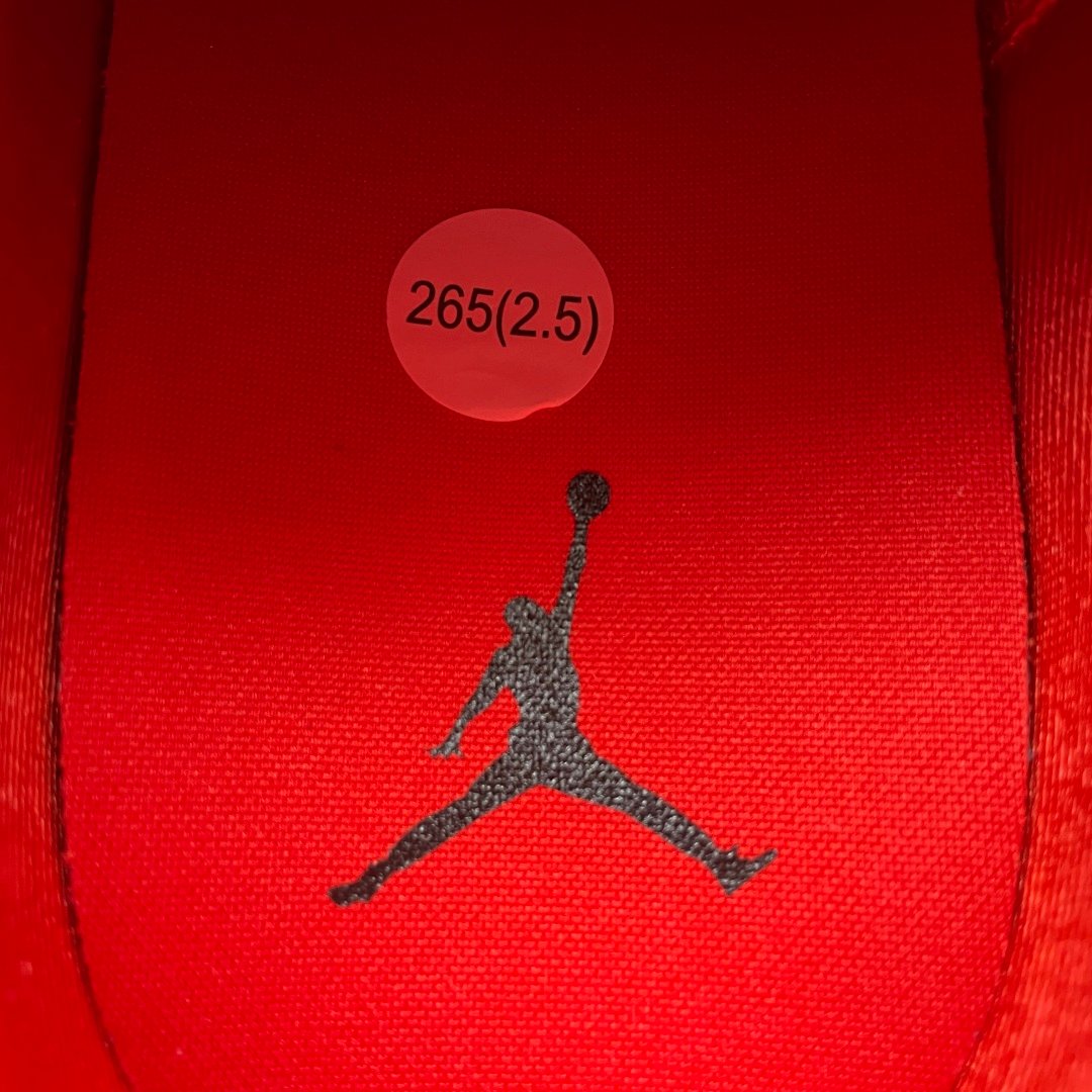 Jordan 1 Low SE Chile Red II9813-600 – Image 8
