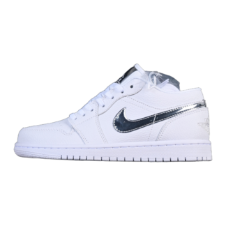 Jordan 1 Low SE White Metallic Silver IQ9381-100