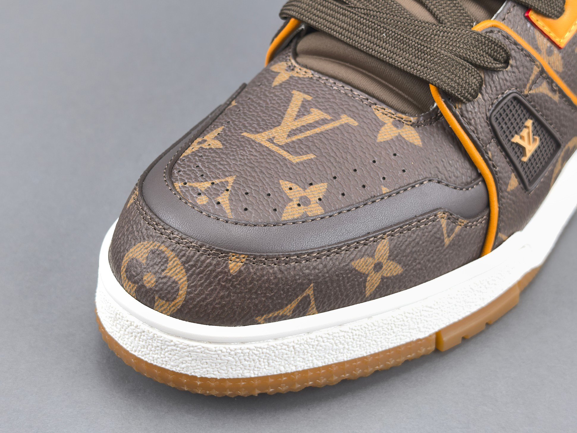 Louis Vuitton LV Trainer 1AKYD4 – Image 12