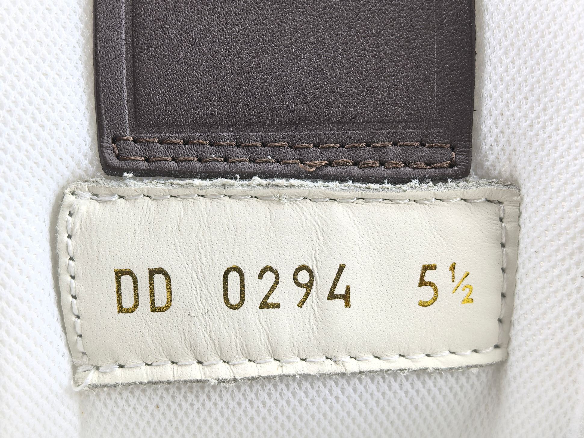 Louis Vuitton LV Trainer 1AKYD4 – Image 9