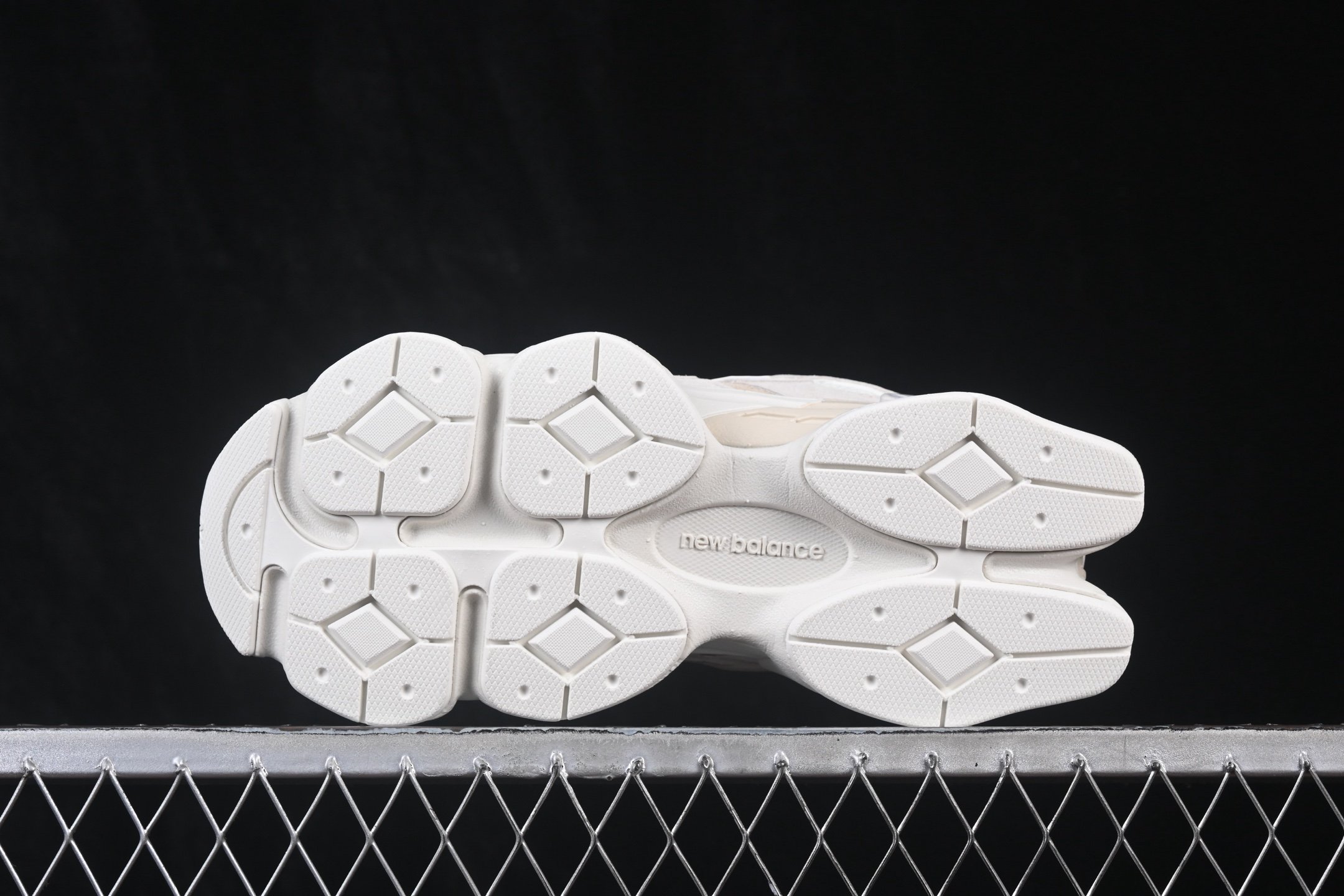 New Balance 9060 Beige White U90604IJ – Image 3
