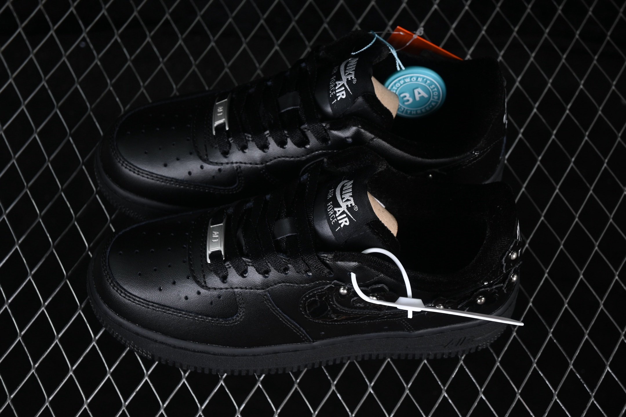 Nike Air Force 1 '07 Florette IR8637-001 – Image 6