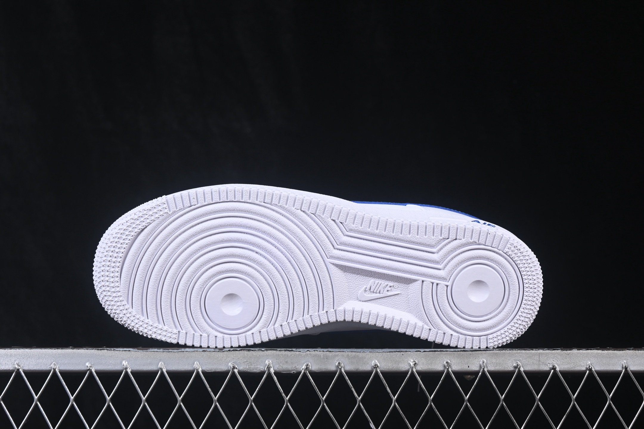 Nike Air Force 1 Game Royal Carbon Fiber IV5732-100 – Image 3