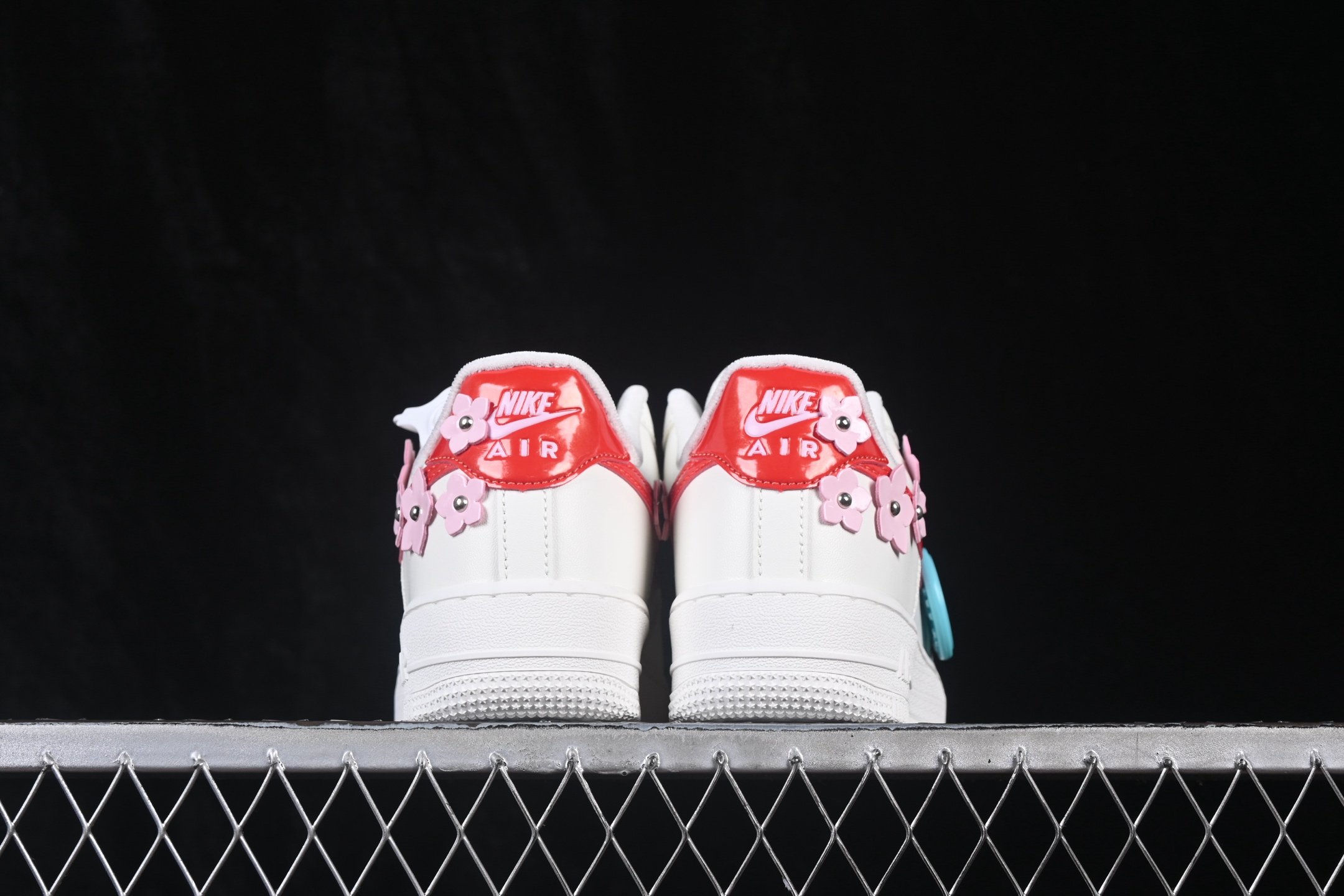 Nike Air Force 1 Low '07 Florette White Wolf Grey IR8637-101 – Image 7