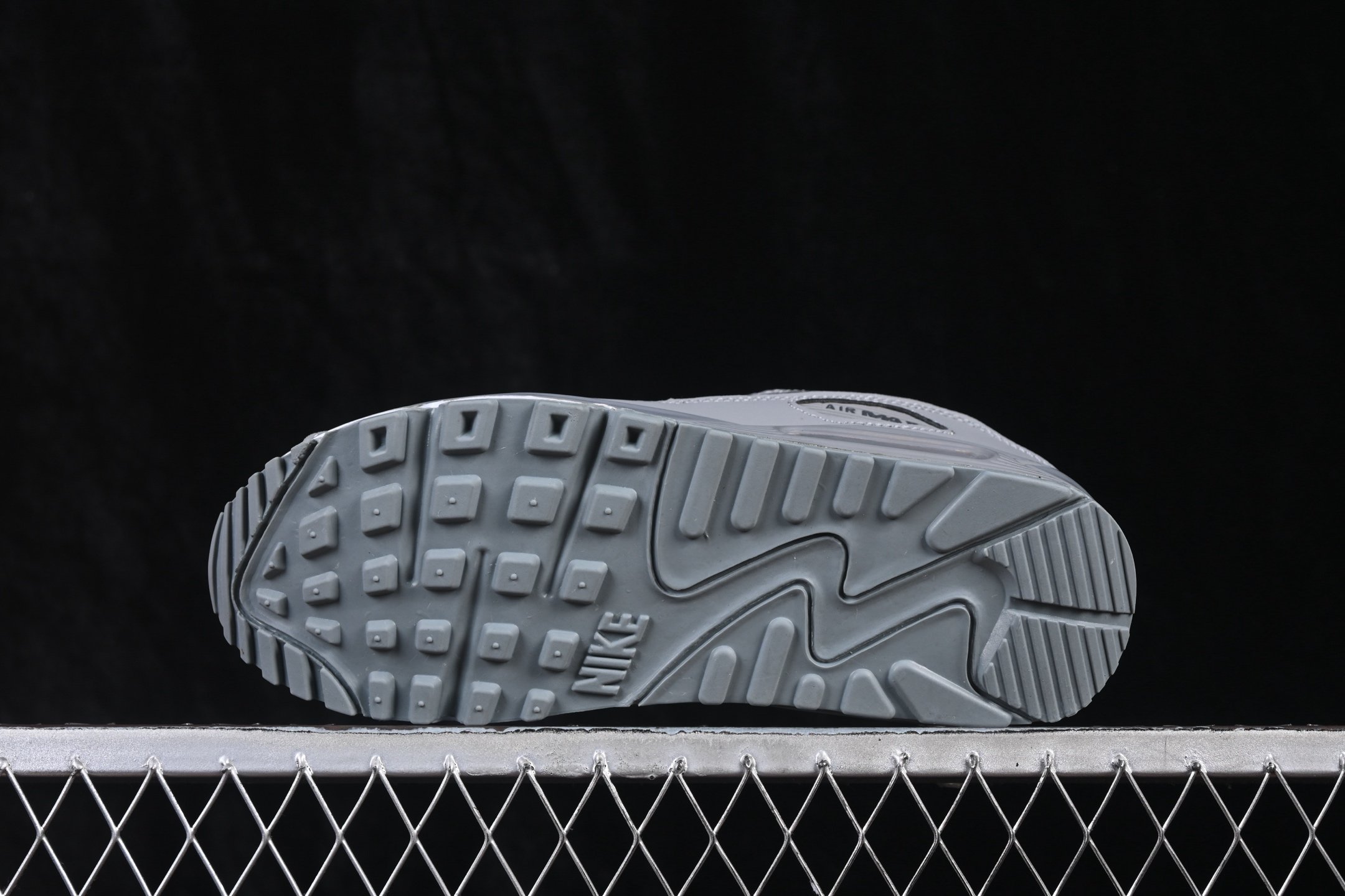 Nike Air Max 90 Premium Smoke Grey Black HV4517-003 – Image 4