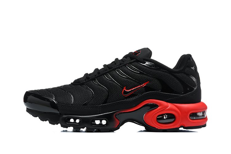 Nike Air Max Plus Black & Bright Crimson IX0385-001