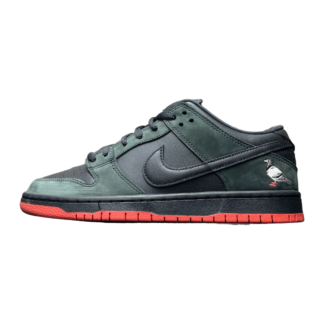 Nike SB Dunk Low Black Pigeon 883232-008
