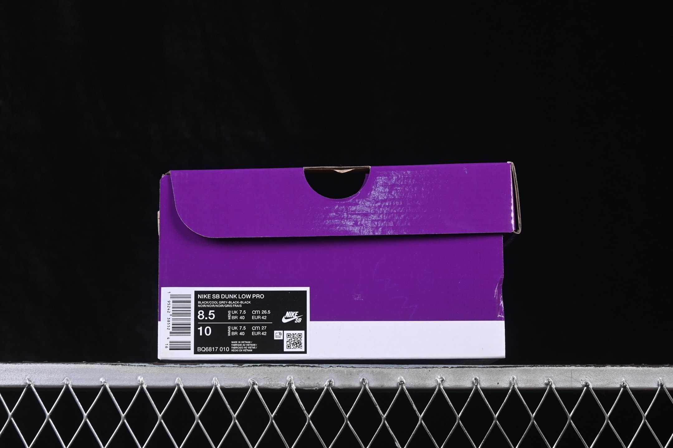 Nike Dunk Low Pro SB 'Fog' BQ6817-010 – Image 9