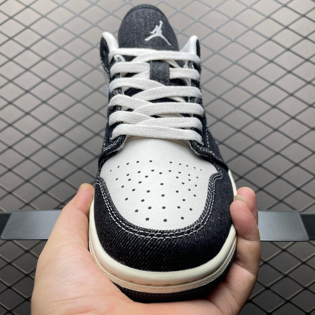 Air Jordan 1 Low 'Black Light Armory Blue' JA4395-041 – Image 10