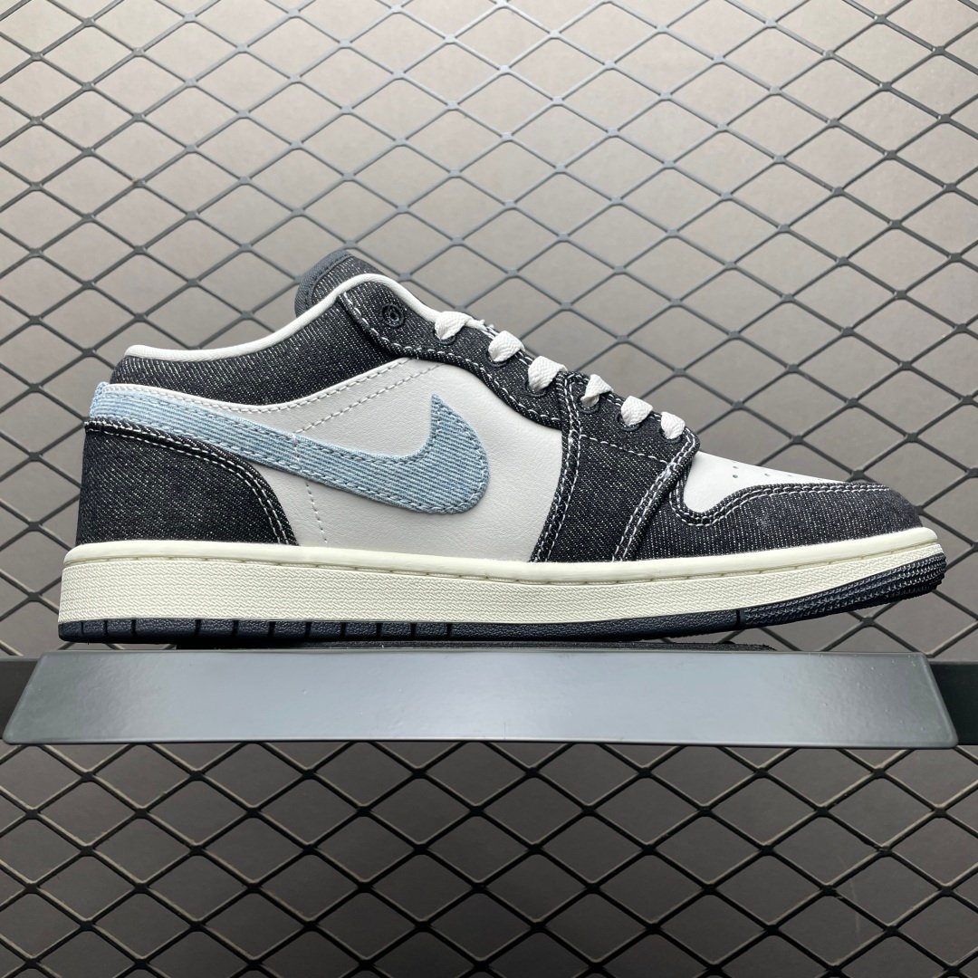 Air Jordan 1 Low 'Black Light Armory Blue' JA4395-041 – Image 4