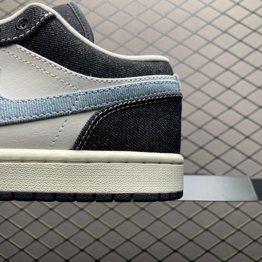 Air Jordan 1 Low 'Black Light Armory Blue' JA4395-041 – Image 5