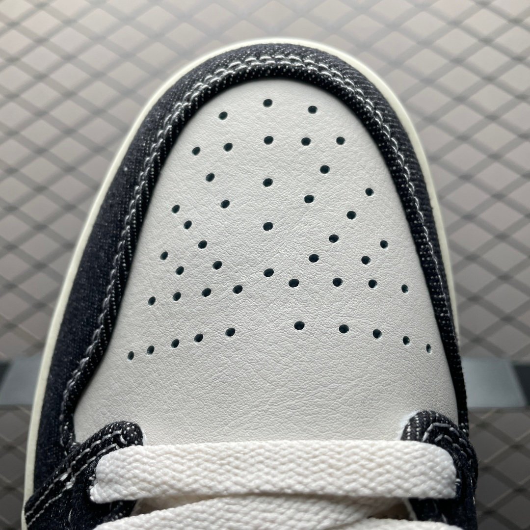 Air Jordan 1 Low 'Black Light Armory Blue' JA4395-041 – Image 8
