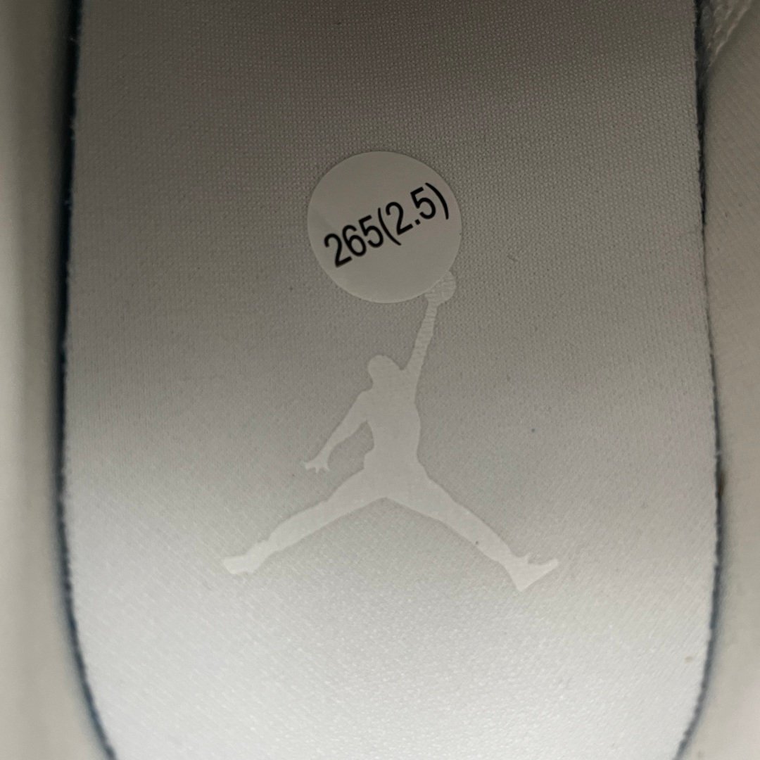 Air Jordan 1 Low 'Black Light Armory Blue' JA4395-041 – Image 9