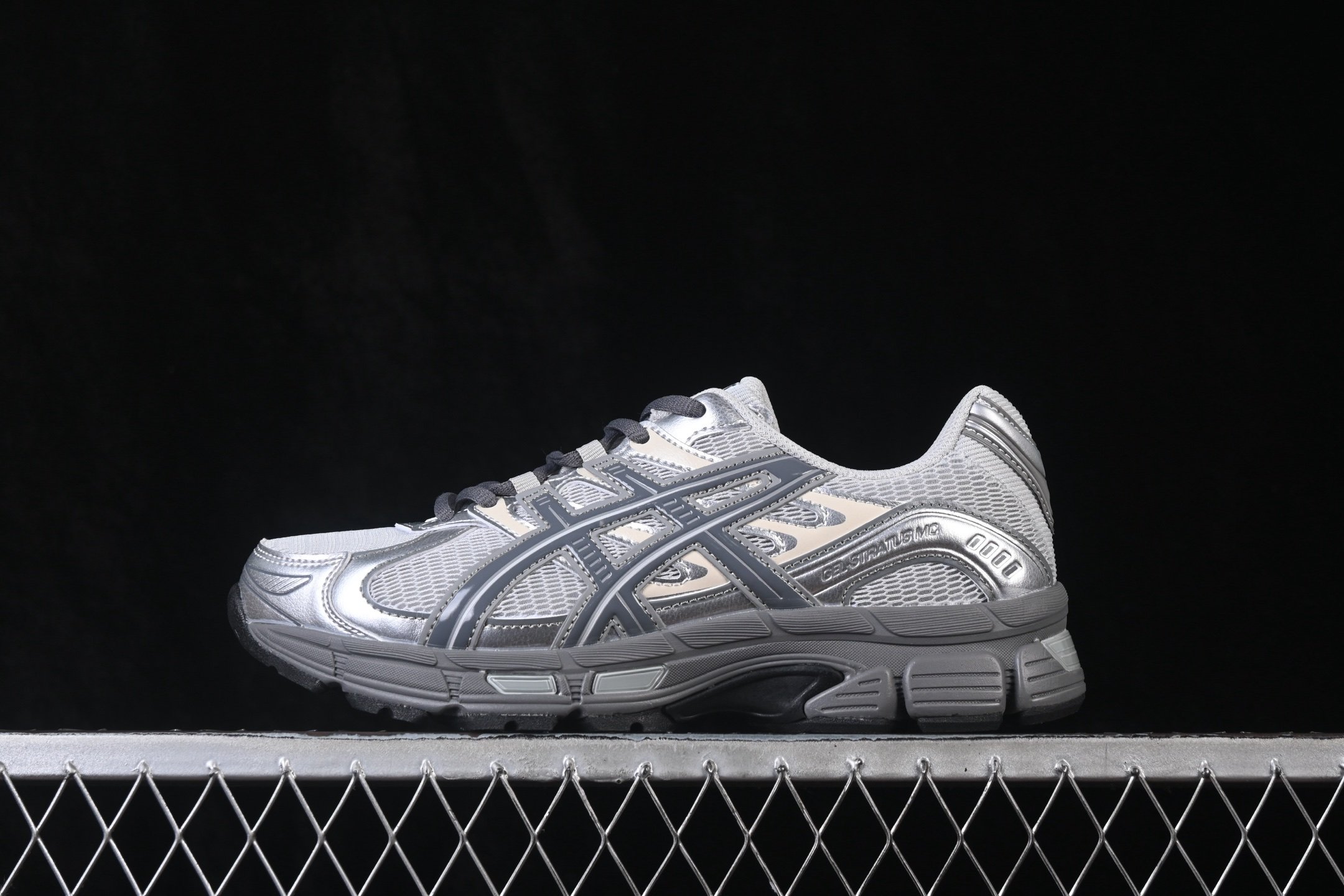 ASICS Gel Stratus MC 'Concrete Carbon' 1203B219-020 – Image 2