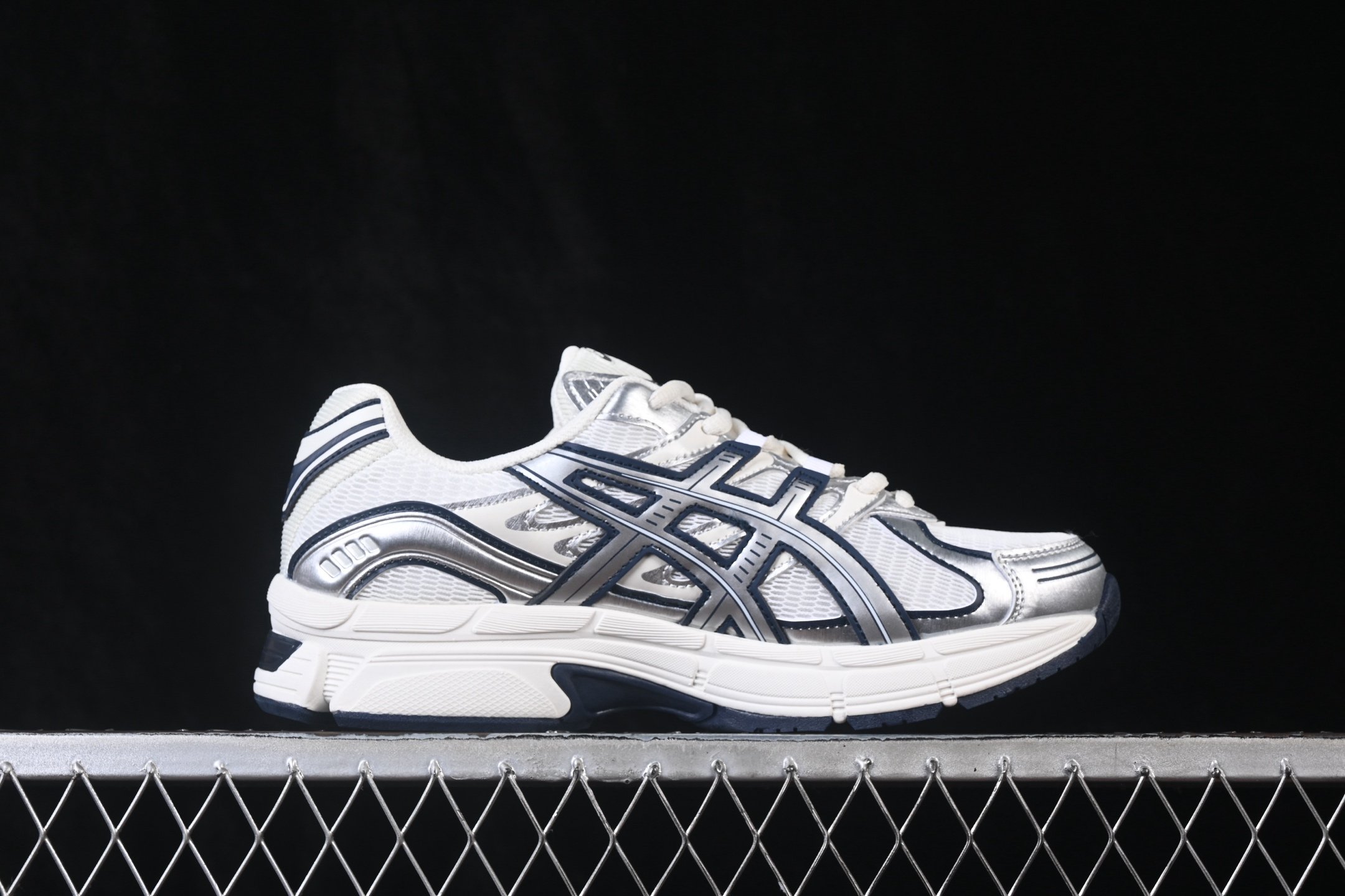 ASICS Gel-Stratus MC 'Cream Pure Silver' 1203B049-103 – Image 3