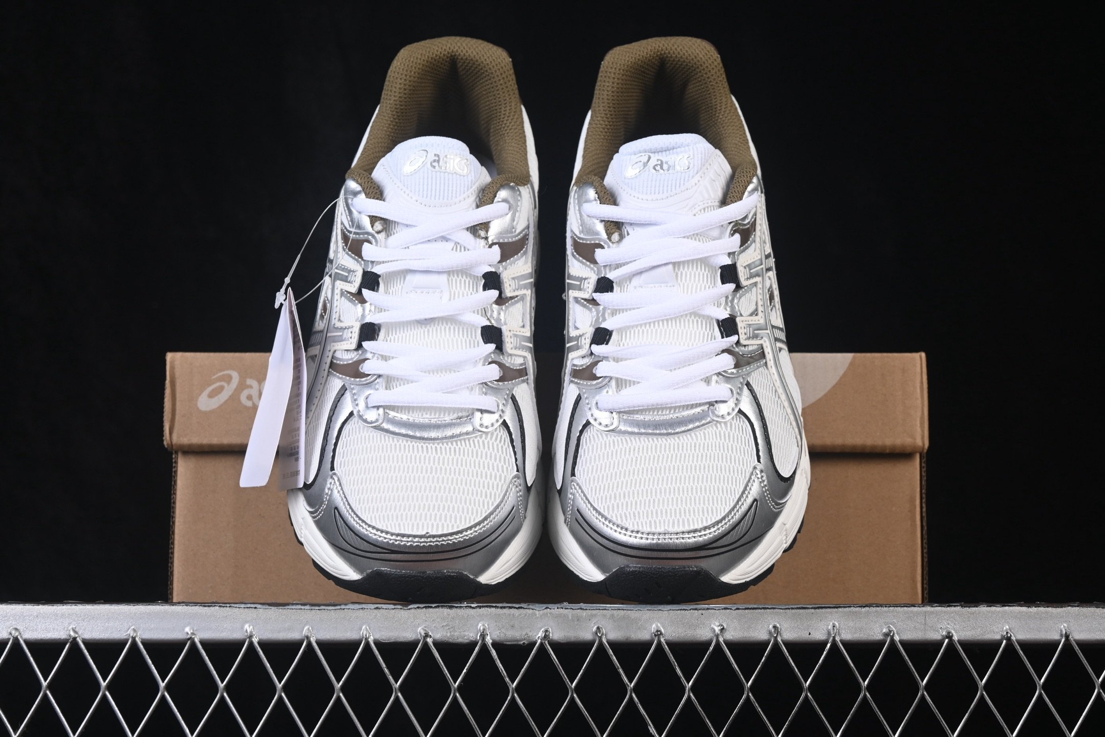 ASICS Gel-Stratus MC White Clay Canyon 1203B049-102 – Image 5
