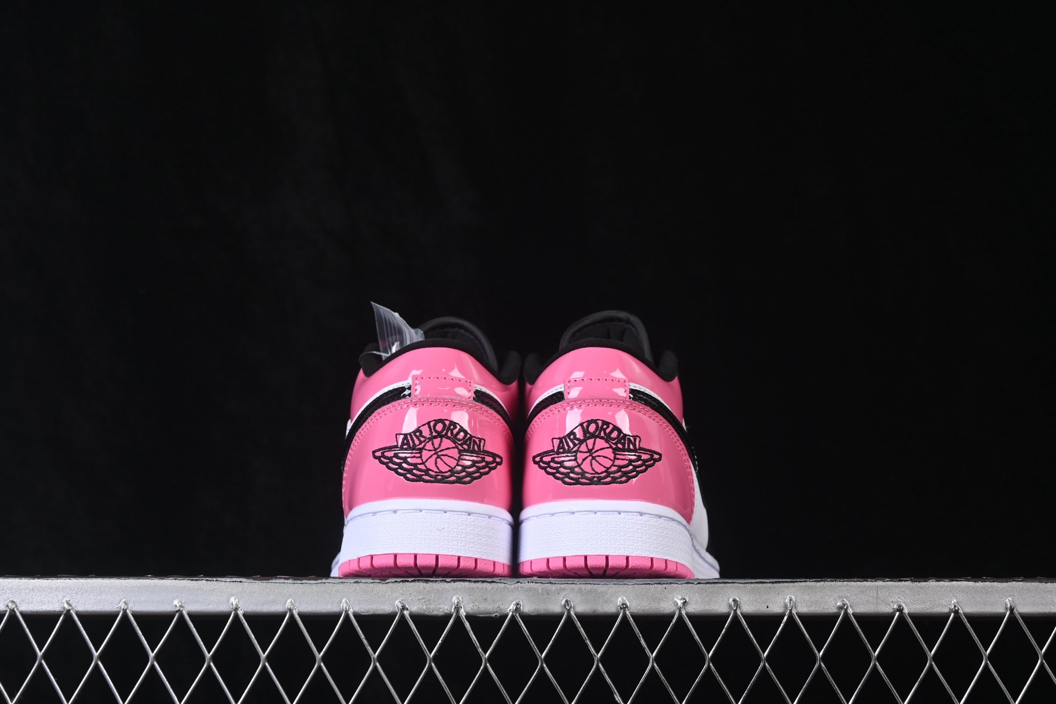 Jordan 1 Low SE Black Pinksicle Patent IV2446-684 – Image 7