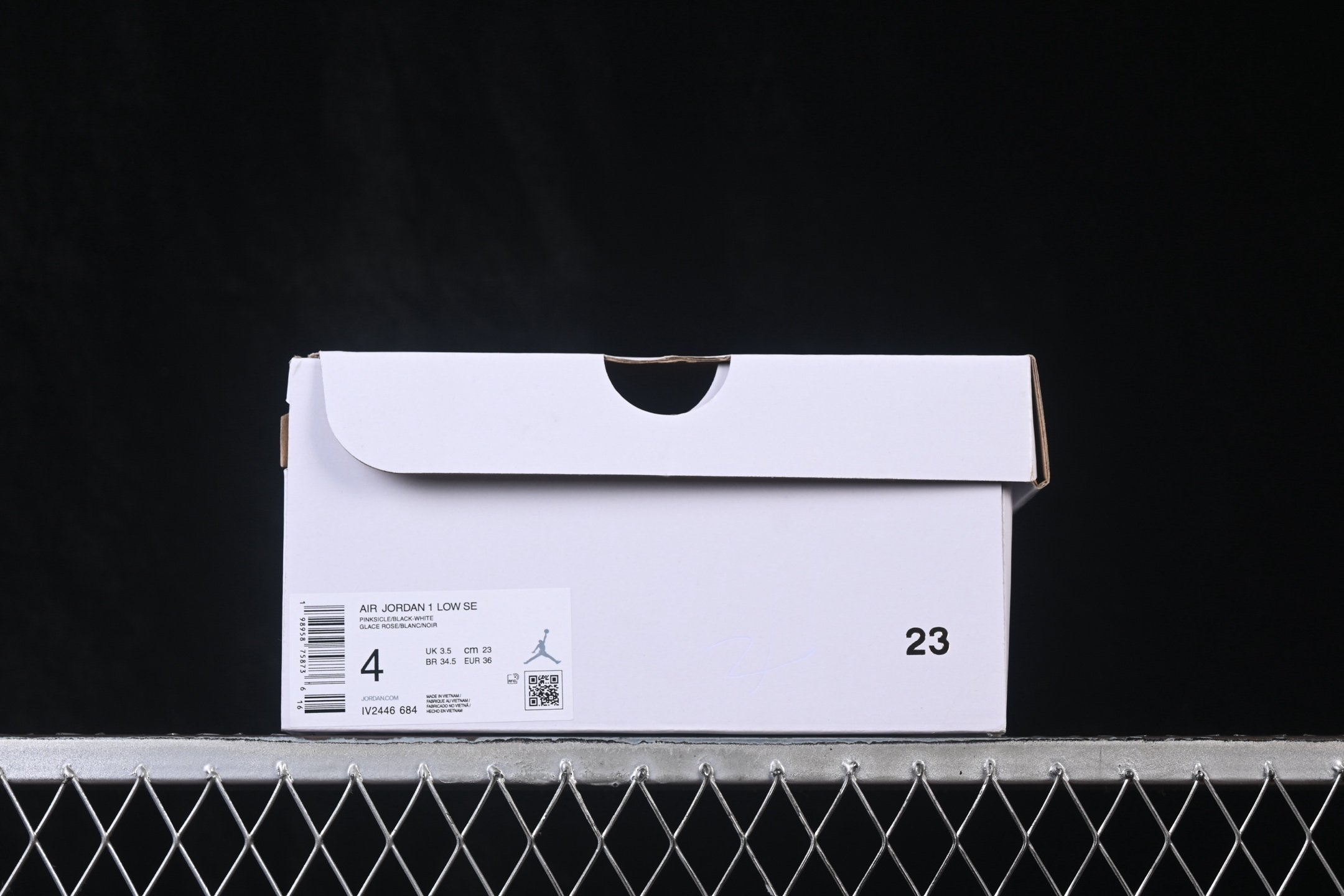 Jordan 1 Low SE Black Pinksicle Patent IV2446-684 – Image 9