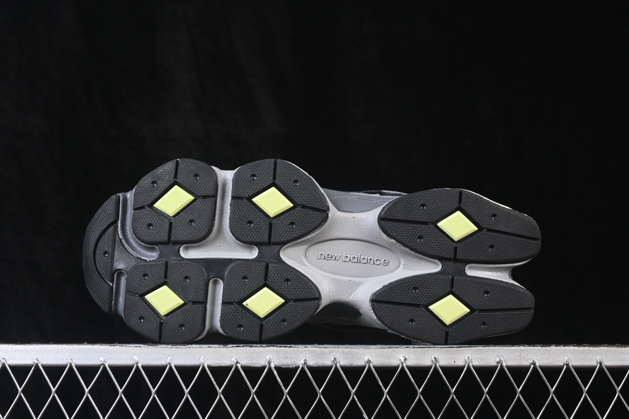 New Balance 9060 Black Cement Dry Lime U90602P8 – Image 4