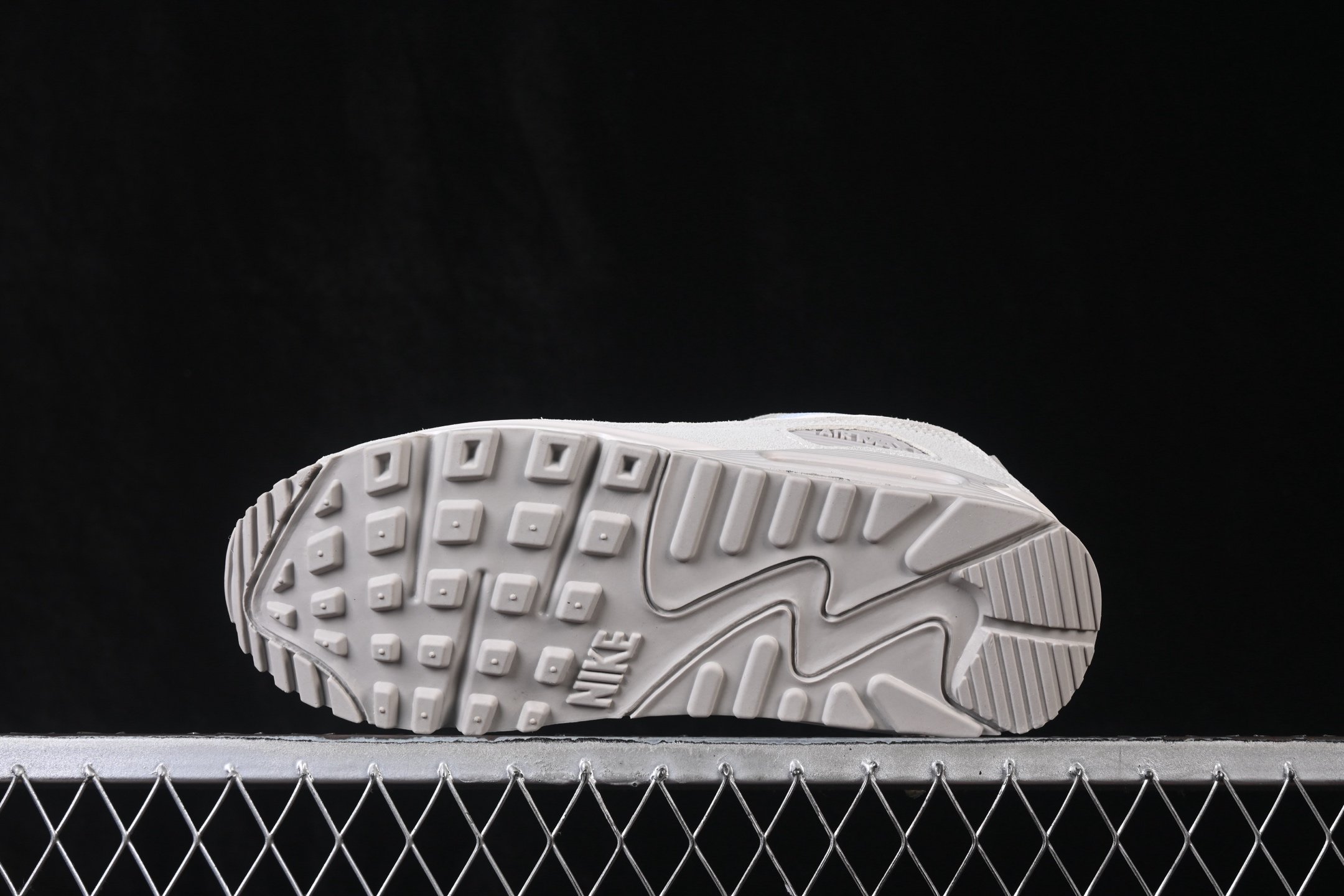 Nike Air Max 90 Light Iron Ore Pale Ivory IV6164-072 – Image 4