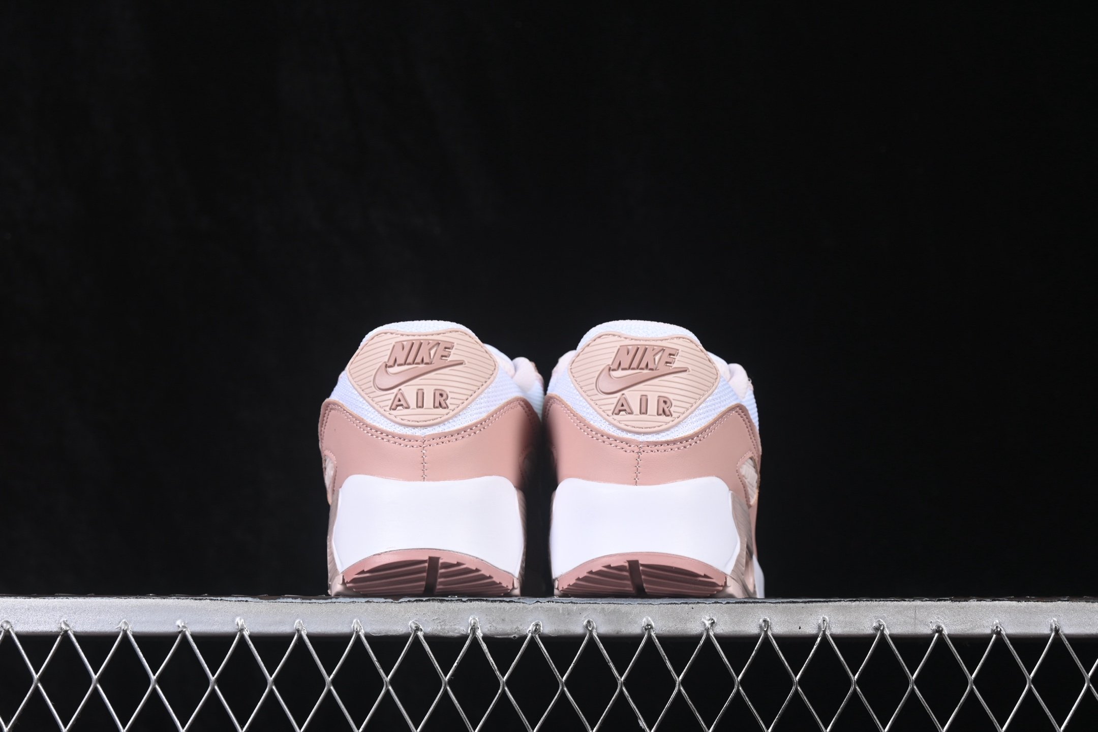 Nike Air Max 90 Particle Pink Pearl Silt Red IM4613-600 – Image 7